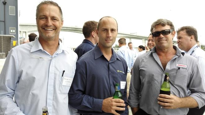 From Left - Andy Stephens (Vetus Maxwell), Wayne Little (Vetus Maxwell), Brad Bell (Penske Power Systems) © AIMEX 